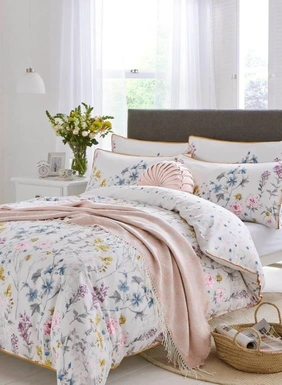 Laura Ashley Wild Meadow Duvet Set 1 Laura Ashley Wild Meadow Duvet Set
