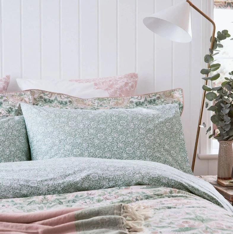 Morris & Co Strawberry Thief Pink Standard Pillowcase Pair 2 Morris & Co Strawberry Thief Pink Standard Pillowcase Pair - Image 2