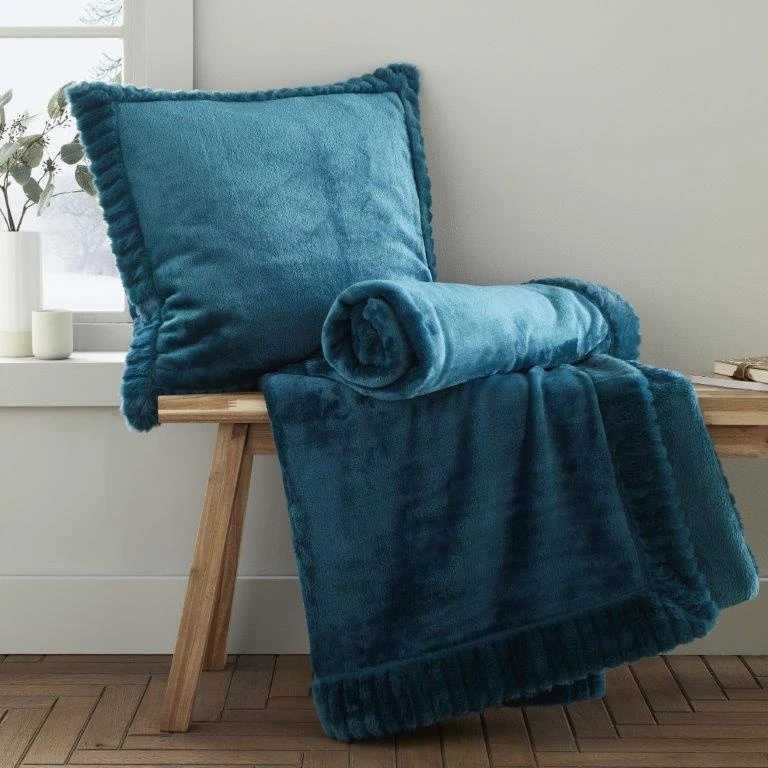 Catherine Lansfield Velvet & Fur Cushion Teal 3 Catherine Lansfield Velvet & Fur Cushion Teal - Image 3