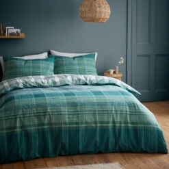 Catherine Lansfield Roxburgh Kelso Green Duvet Set